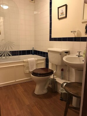 Unclassified image, 3 of 50, button - Beech Hill House B & B (Grange-over-Sands)