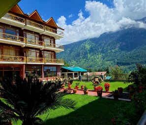 Exterior - Hotel Snow Peak Retreat (Manali)