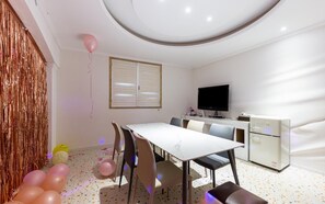 Unclassified image, 3 of 42, button - Daejeon Daeheung Hotel Rookie (Daejeon)