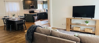 3BR Close to Historic Main Street-Low Cleaning Fee