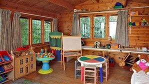 Children’s area - Goodwood Cottage (Chipping Norton)