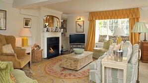 Unclassified image, 3 of 23, button - Goodwood Cottage (Chipping Norton)