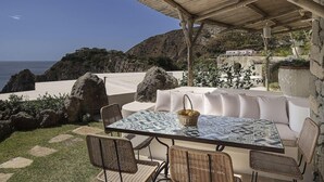 Tempat makan outdoor