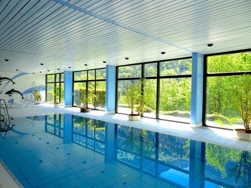 Kopp Apartment - Sleeps 2, with Indoor Pool and Mountain Views