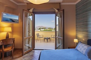 Room - Favignana Hotel (Favignana)