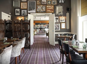 Unclassified image, 3 of 63, button - Barton Hall Hotel (Kettering)