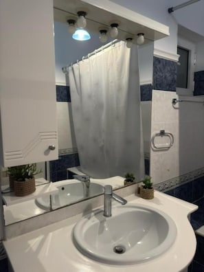 Bathroom - Dream Hotel (Zakynthos)