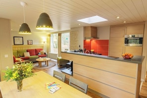 Dining - Center Parcs Park Les Hauts de Bruyeres (Chaumont-sur-Tharonne)