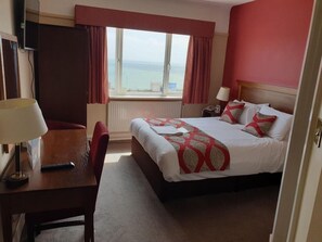 Room - Commodore Hotel (Bournemouth)