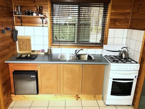 Private kitchen - Lumera Chalets (St Marys)