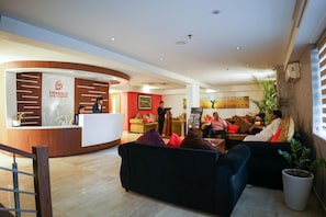 Lobby - Emarald Hotel Calicut (Kozhikode)