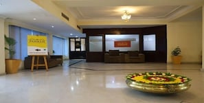 Lobby - Royal Southern (Chengalpattu)