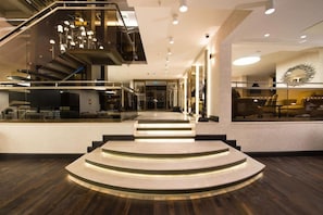 Lobby - Abant Kosk Oteli (Mudurnu)