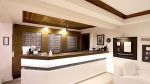 Lobby - Summer Boutique Hotel (Ula)