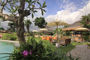 Unclassified image, 5 of 51, button - Taulan Villa and Restaurant (Keroboken Kelod)