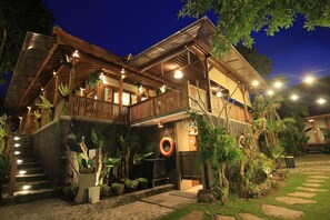 Unclassified image, 4 of 51, button - Taulan Villa and Restaurant (Keroboken Kelod)