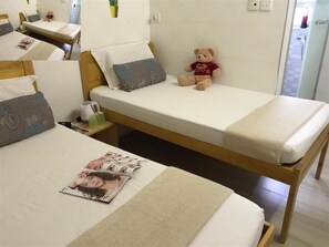 Unclassified image, 2 of 17, button - Sea View Hotel (Kowloon)