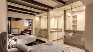 Spa - Trinita dei Monti Superior Suite (Rome)