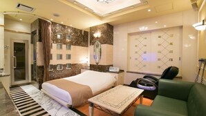 Room - Hotel D-wave (Tokyo)
