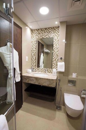 Bathroom - Gulf Executive Residence Juffair Gerj (Manama)