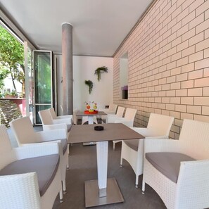 Ảnh chưa phân loại, 3 trong số 45 ảnh, nút
