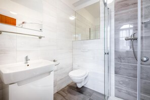 Bathroom - Ferdinand Hotel (Marianske Lazne)