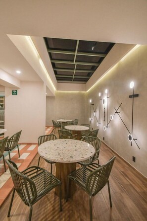 Unclassified image, 3 of 49, button - Expo Satelite Hotel and Suites (Guadalajara)