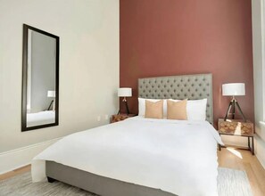 Room - Sonder at The Vitascope (New Orleans)