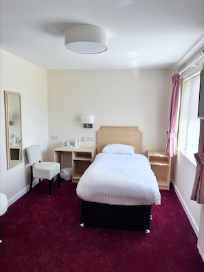 Room - Templestowe Hotel, Number One for Entertainment in Torquay (Torquay)