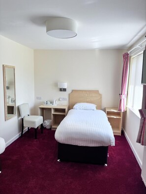 Room - Templestowe Hotel, Number One for Entertainment in Torquay (Torquay)