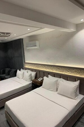 Room - Renaissance Hotel Islamabad (Islamabad)