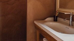 Bathroom - Repere Sauvage (La Ville-aux-Clercs)