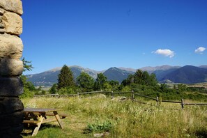 Unclassified image, 2 of 17, button - Maison Aline - Maison familiale avec vue sur les montagnes (Font-Romeu-Odeillo-Via)