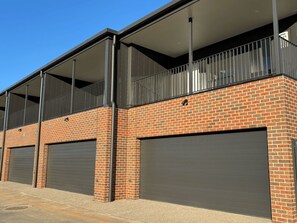 Exterior - Wagga Central Comfort 3 (Wagga Wagga)
