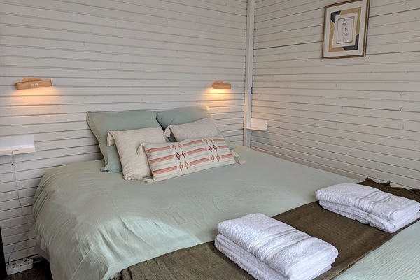 Chambre n°1 : 1 lit de 160x200 (RDC)
