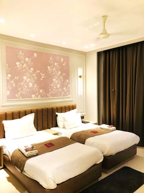 Presidential Room | WiFi (free) - BLISS Resort (Bahraich)