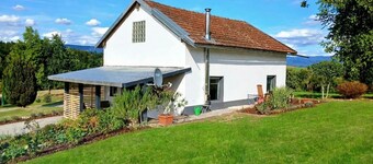 An idyllic setting surrounded by nature between the Bavarian Forest and the Danube.