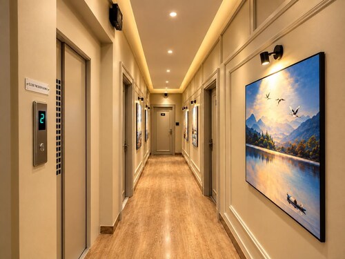 The Benchmark Hotel