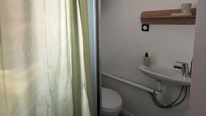 Bathroom - Pause & vous (Gellainville)