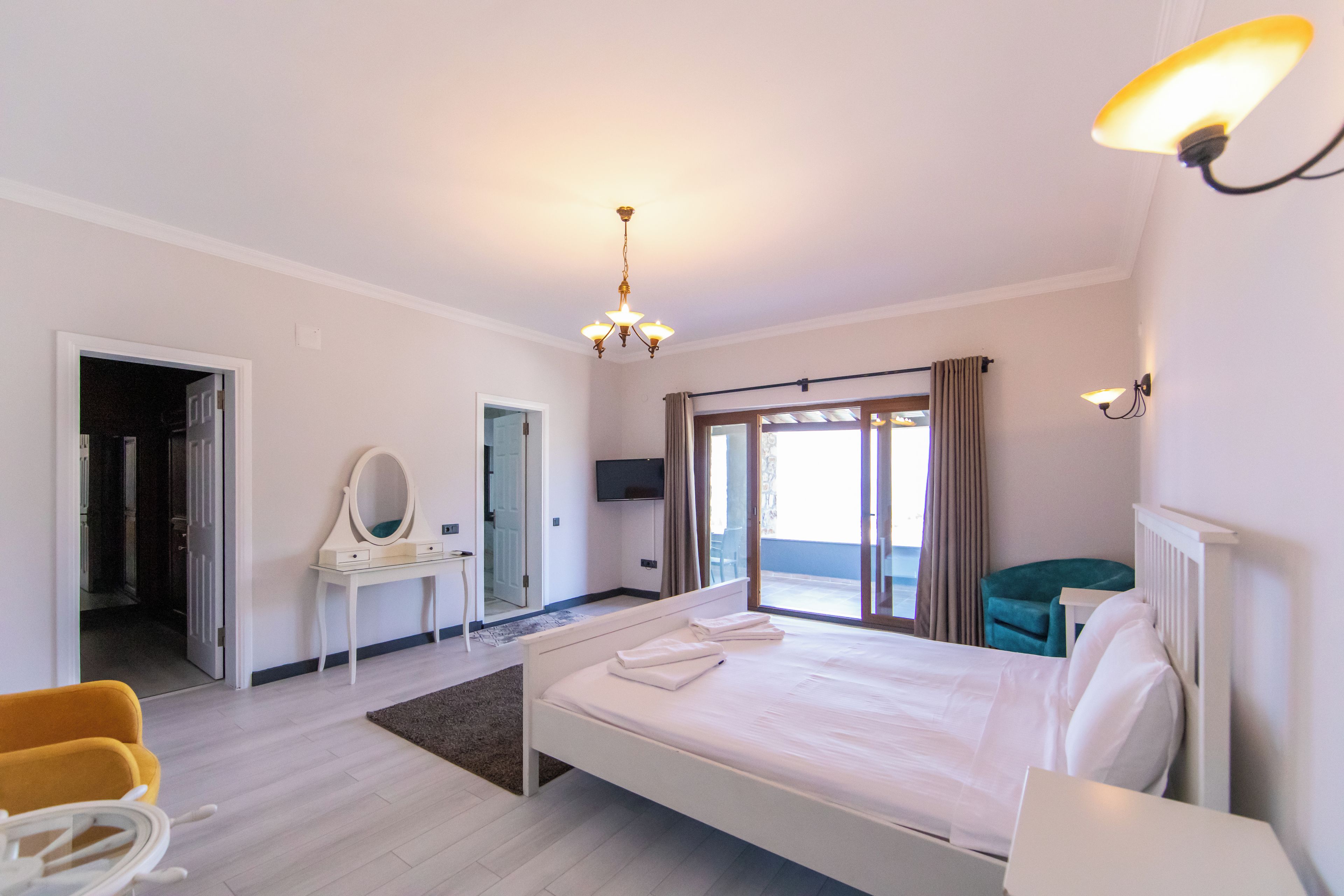 أغطية فراش متميزة وأسرّة أطفال/رضّع (مجانًا) وواي فاي مجانًا