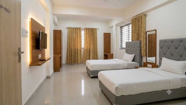 House - Super Deluxe Room Hotel Urban Oasis (Pune)