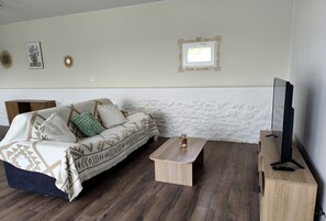Living area - La Plume Blanche - Refuge idéal : piscine, détente et moments précieux (Mailhoc)