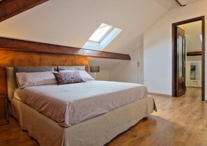 Immagine non classificata, 2 di 41, pulsante