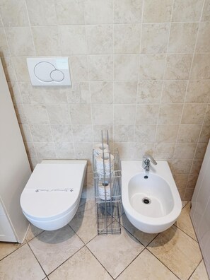 Bathroom - Libertà Florence Apartment (Firenze)