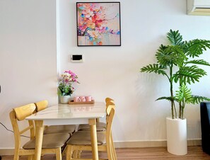 Unclassified image, 2 of 6, button - AYA LUXURY APARTMENT (ho chi minh)