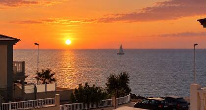 Chalet Ocean – Ocean View, Pool, and Direct Ocean Access