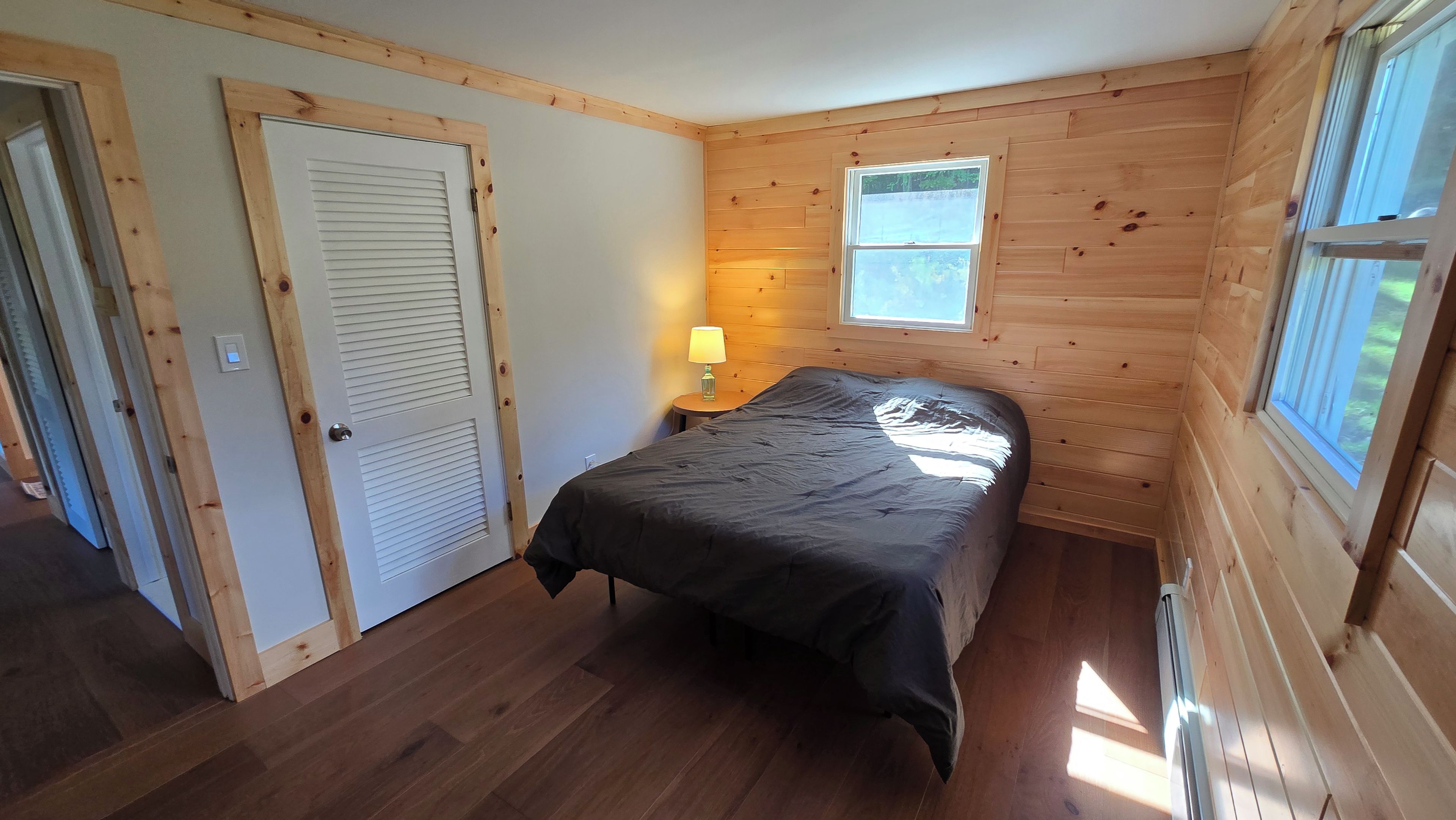 3 bedrooms, iron/ironing board, WiFi (free)