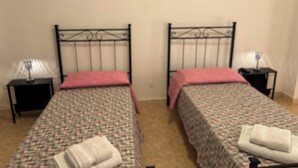Room - Vrbo Property (Maddaloni)