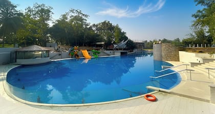 Seagull Resort and Spa Village