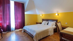Quarto casal superior, sacada